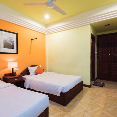 Sihariddh BnB Villa Siem Reap Exteriör bild